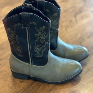 NEW Girls Cowboy Boot Size 13